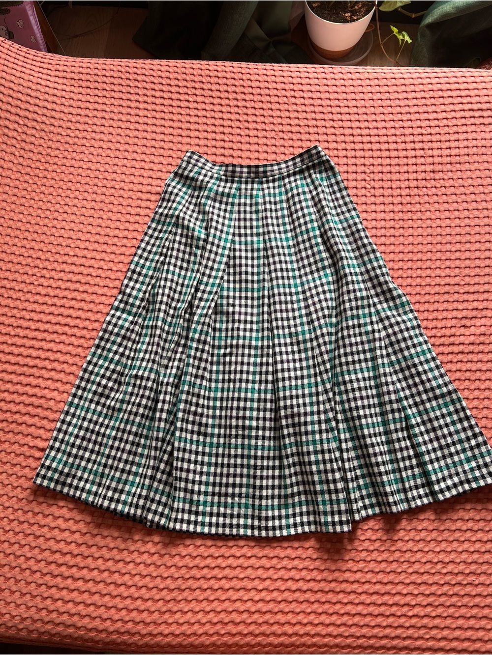 Vintage Pendleton pleated plaid skirt